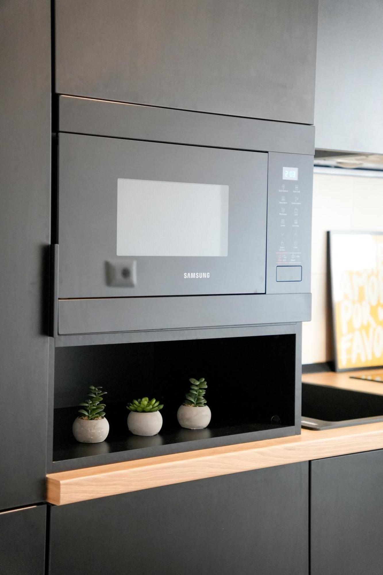 Ana - Cozy & Quiet Apt With Balcony & Garden View บูคาเรสต์ ภายนอก รูปภาพ