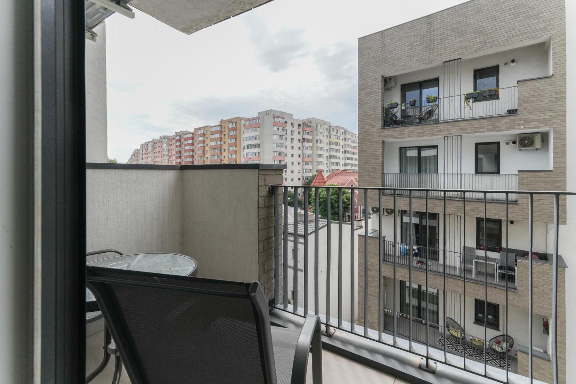Ana - Cozy & Quiet Apt With Balcony & Garden View บูคาเรสต์ ภายนอก รูปภาพ
